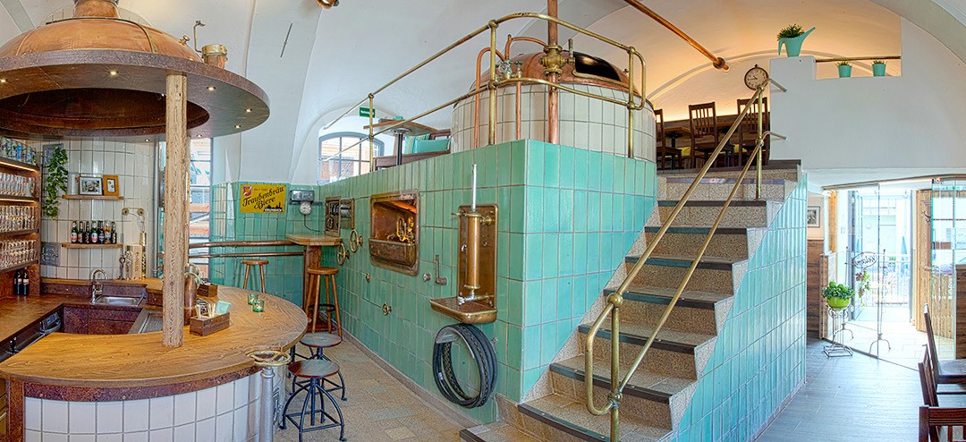 sudhaus-bar-gastraum-pano